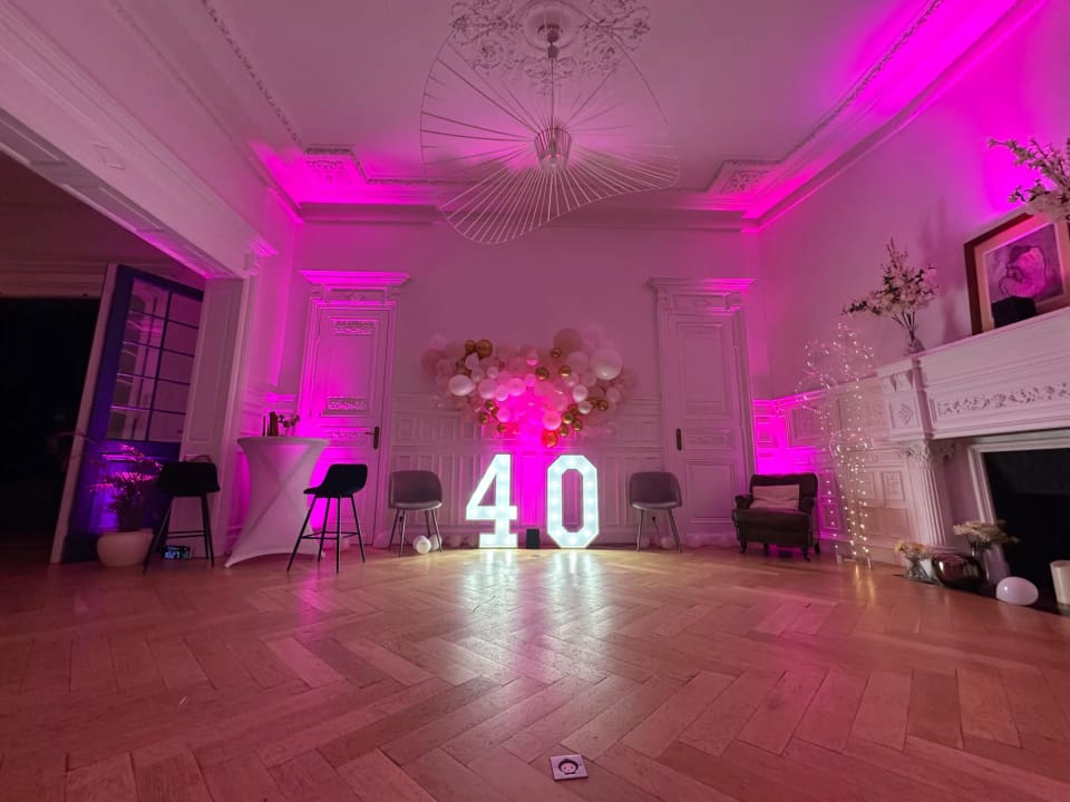 Piste de danse sur parquet pour une fête des 40 ans